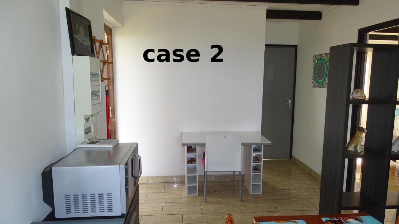 Ti Case Reunion 400 Saint Pierre Exterior foto